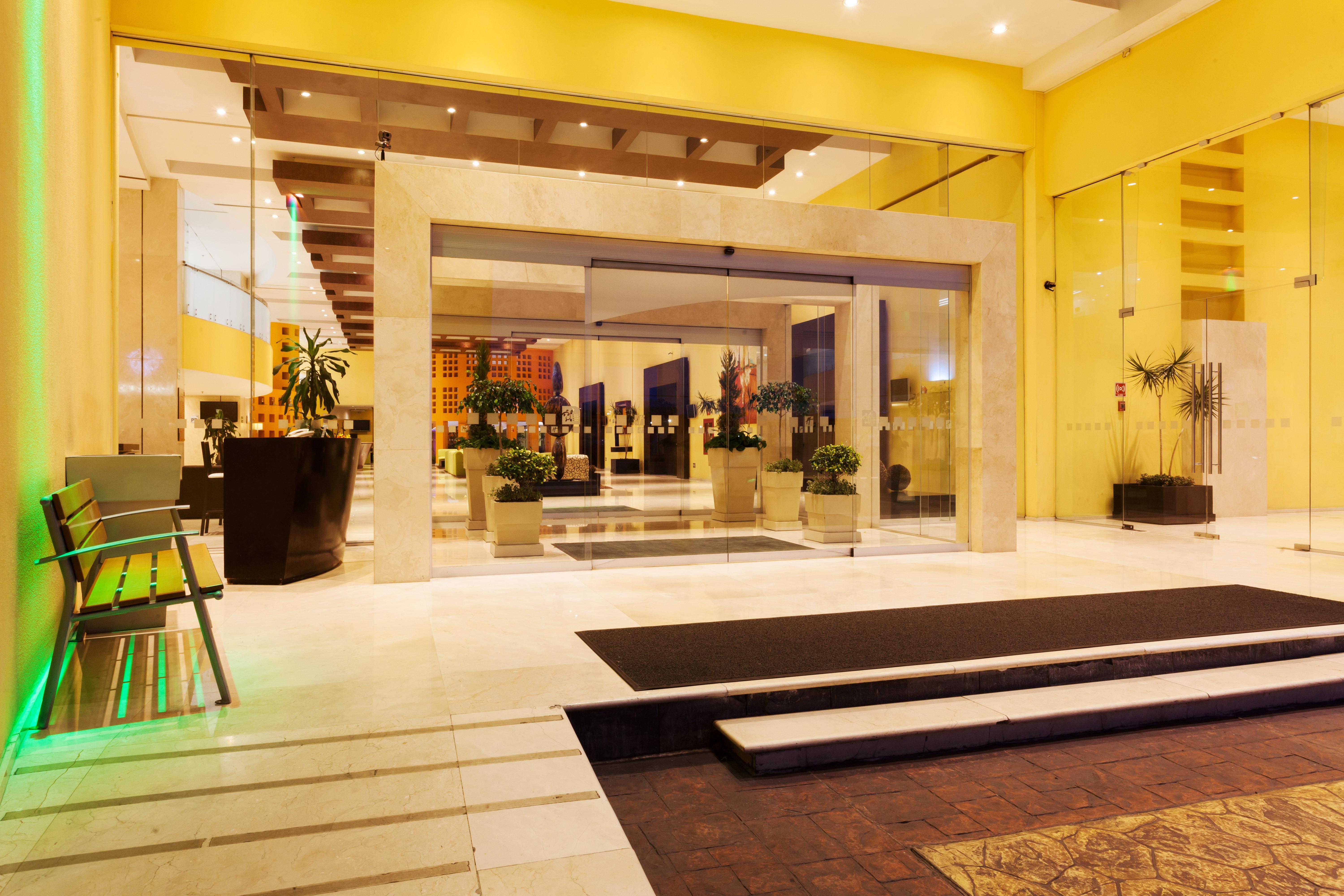 Holiday Inn Puebla Finsa By Ihg Dış mekan fotoğraf