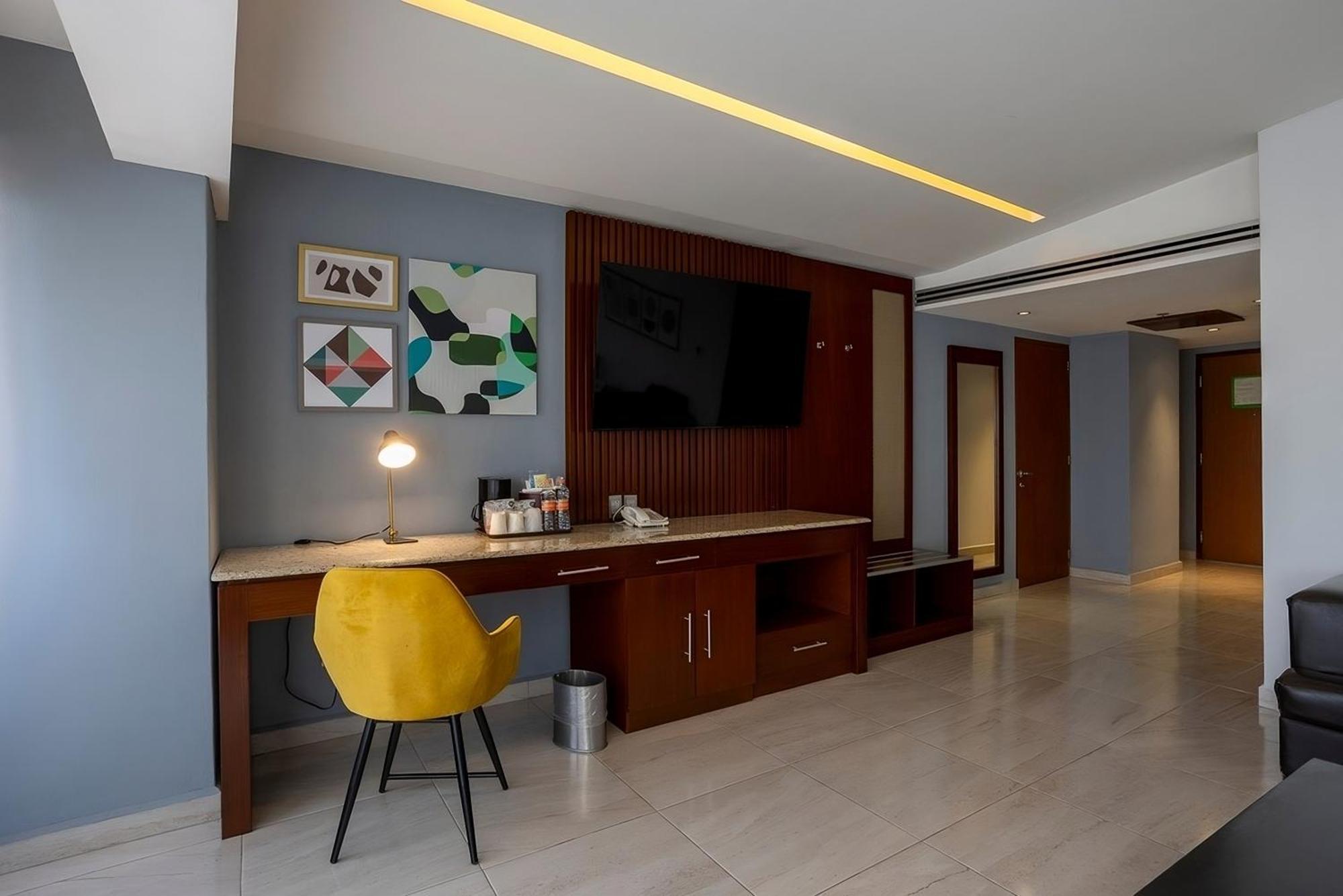 Holiday Inn Puebla Finsa By Ihg Dış mekan fotoğraf